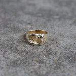 Massiv 14K guld. Solid guld smykker. Fine jewelry. Handmade in Denmark. kurateret. Bryllup og vielses ringe. Forlovelsesring. 