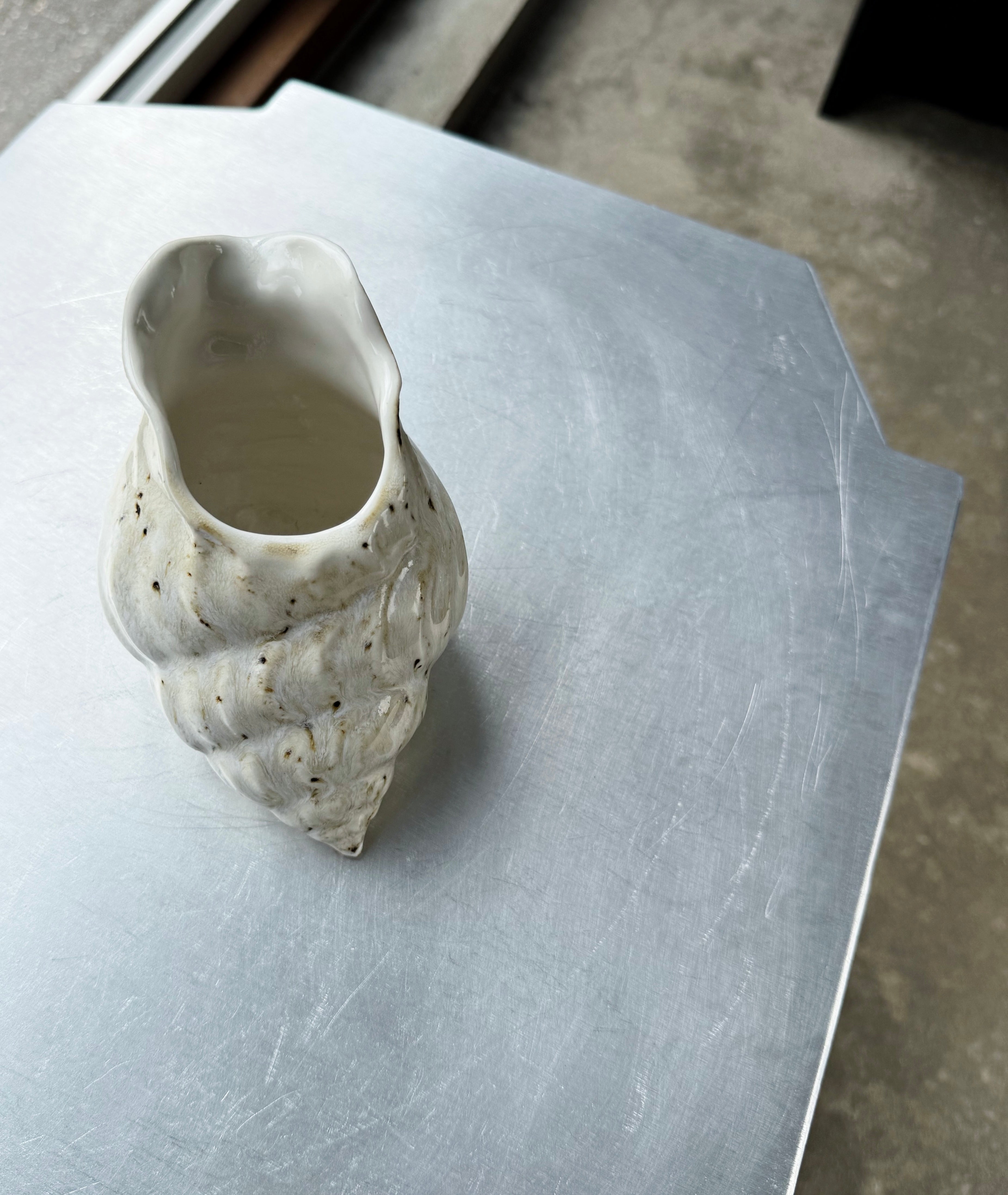 Mælkekande. Vandkande. Studio i Aarhus. Konkylie og havterapi. Dansk design. Dorte Kristoffersen kunstner.